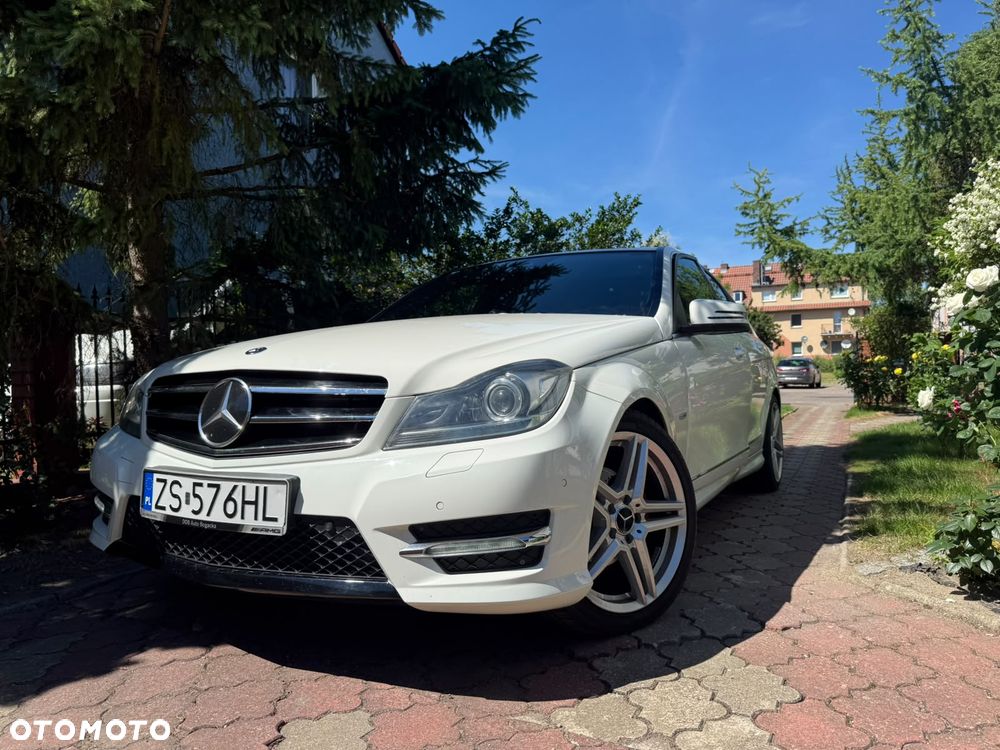 Mercedes-Benz Klasa C 250 CDI BlueEff 4-Matic Avantgarde - 2
