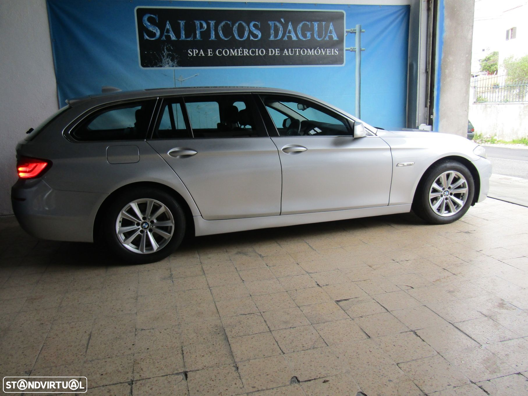 BMW 520 d Exclusive Auto 129g - 6