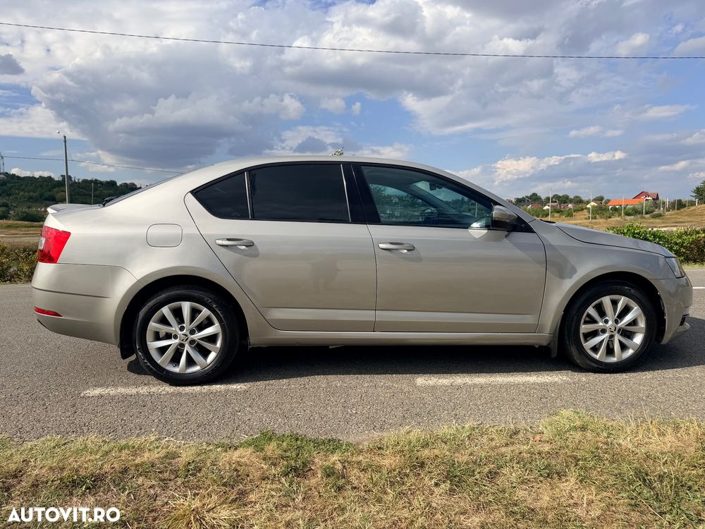 Skoda Octavia - 3