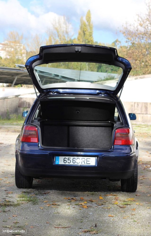 VW Golf 1.9 TDi 25 Anos Aut. - 13