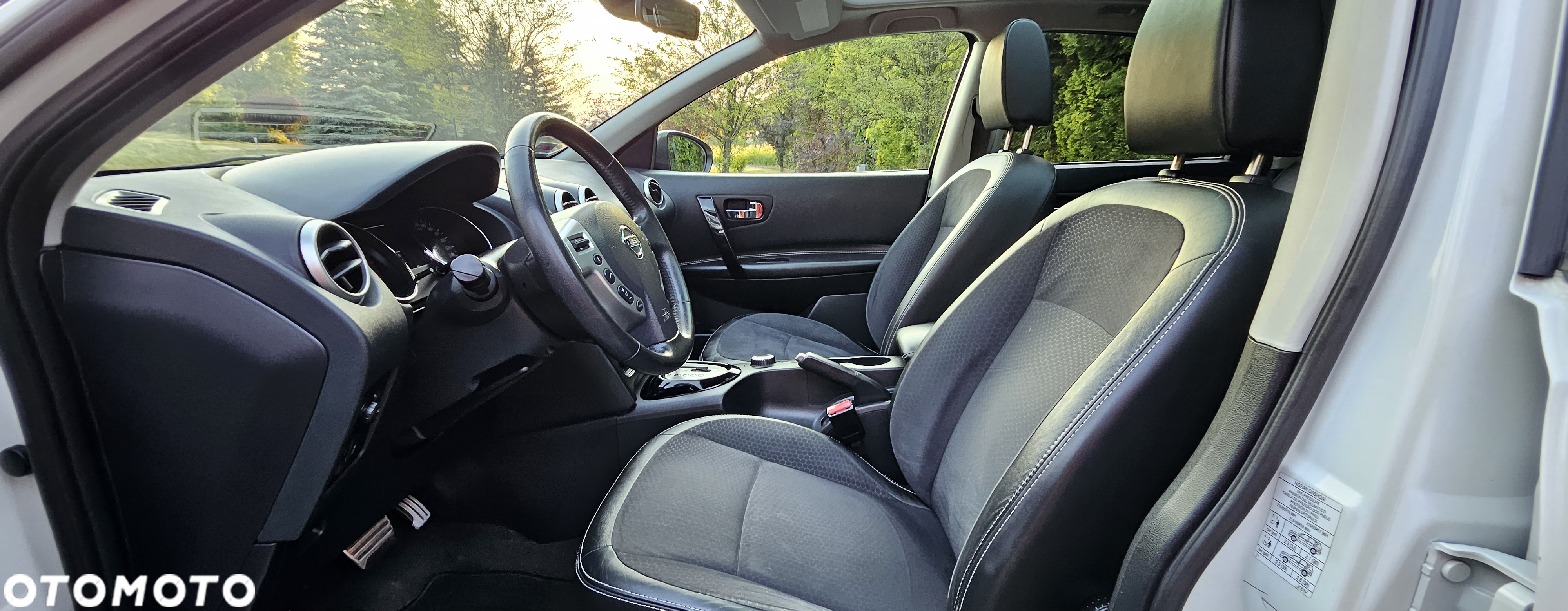 Nissan Qashqai 2.0 4 x 4 CVT tekna - 12