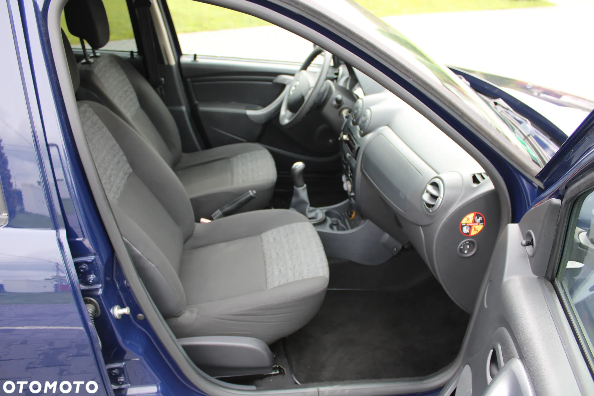 Dacia Duster 1.6 16V 4x2 - 14