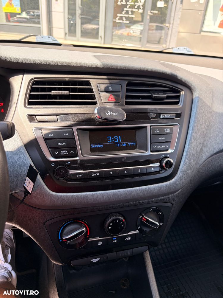 Hyundai i20 1.1 CRDi M/T ISG Confort - 9
