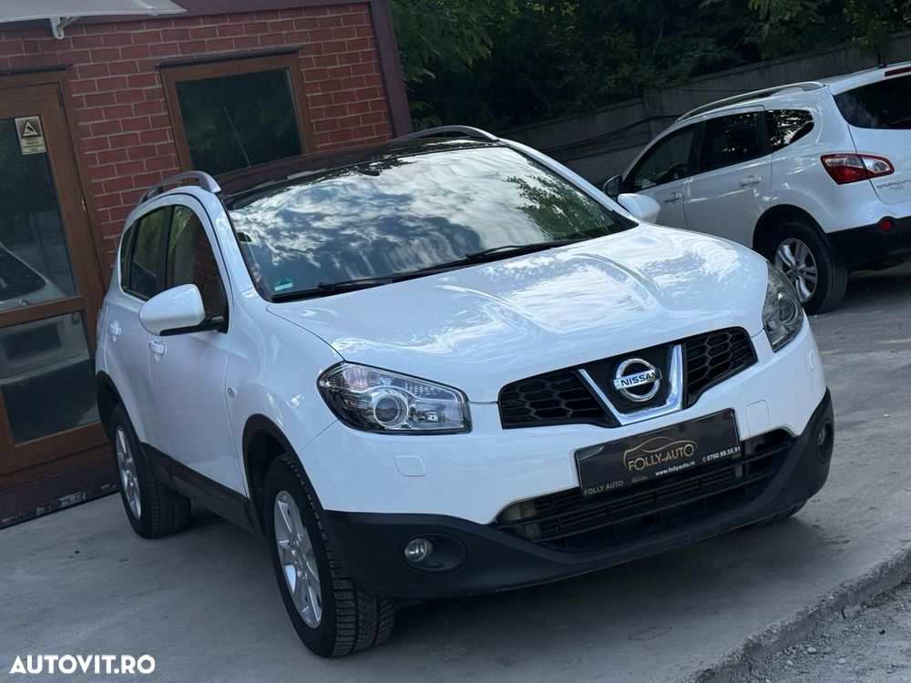 Nissan Qashqai 2.0 dCi DPF tekna - 32