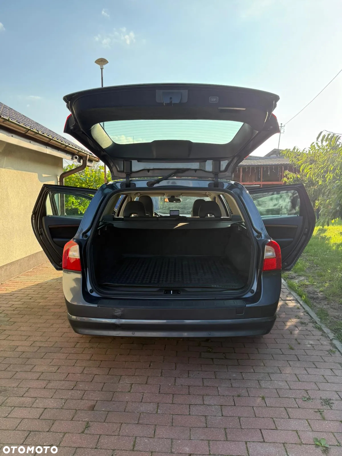 Volvo V70 2.0D Momentum - 5