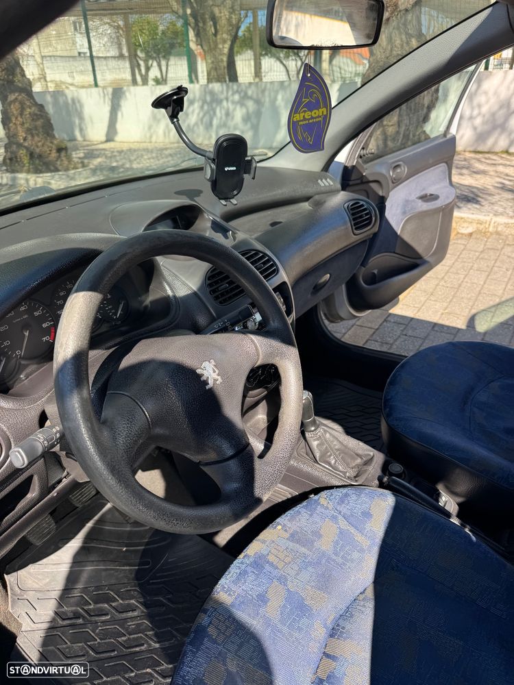 Peugeot 206 1.1 XR - 8