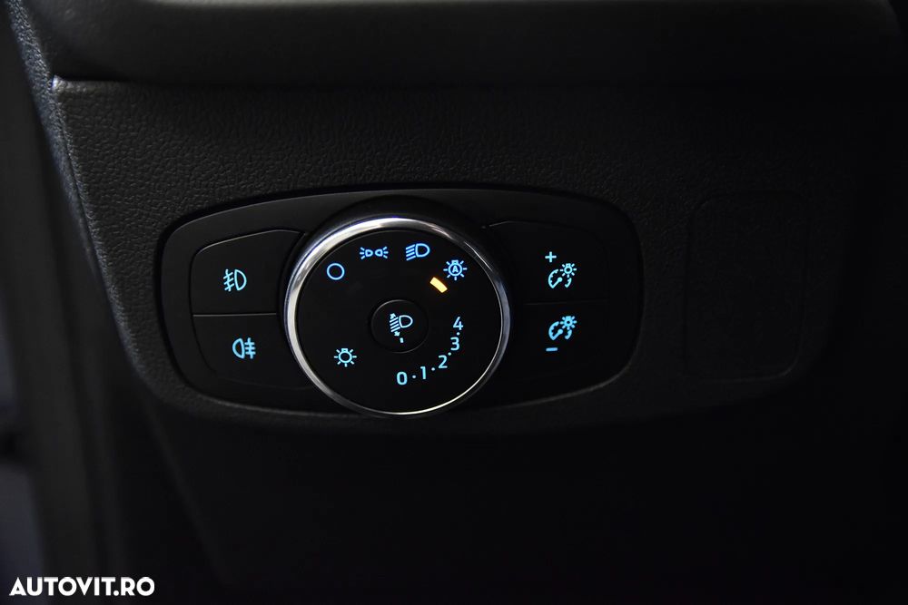 Ford Focus - 16