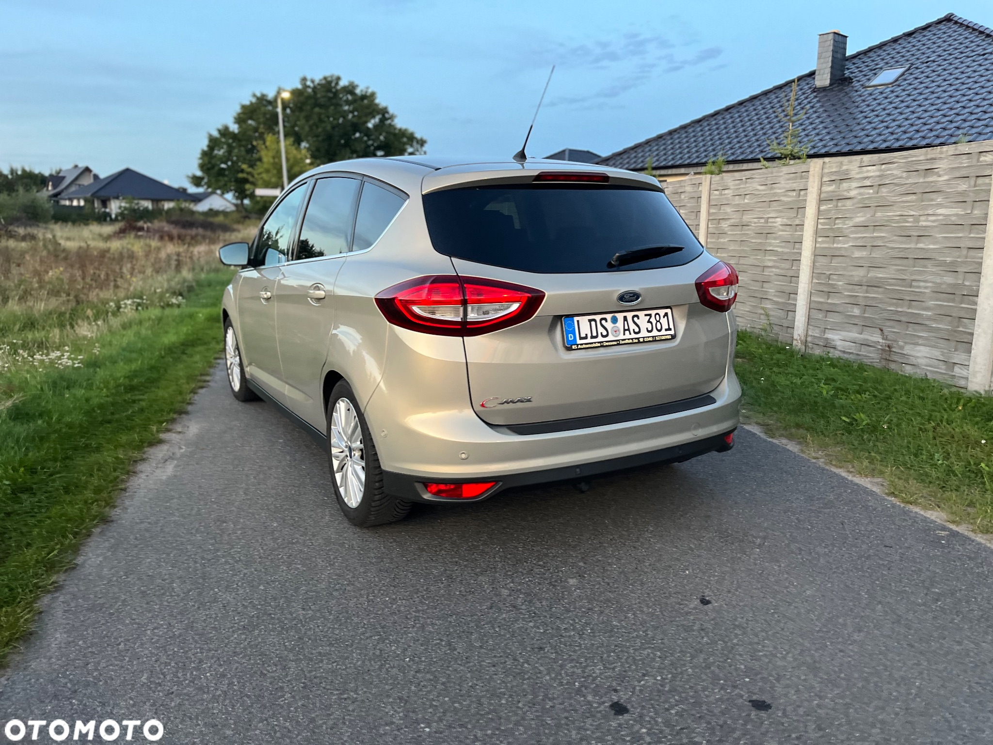 Ford C-MAX 2.0 TDCi Titanium ASS - 13