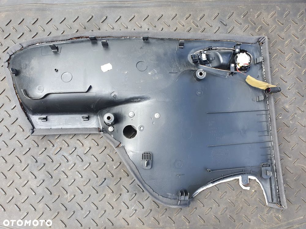 SEAT TOLEDO III BOCZEK PANEL UCHWYT KLAMKA DRZWI PRAWY TYŁ 5P0867114 5P0867180A - 4