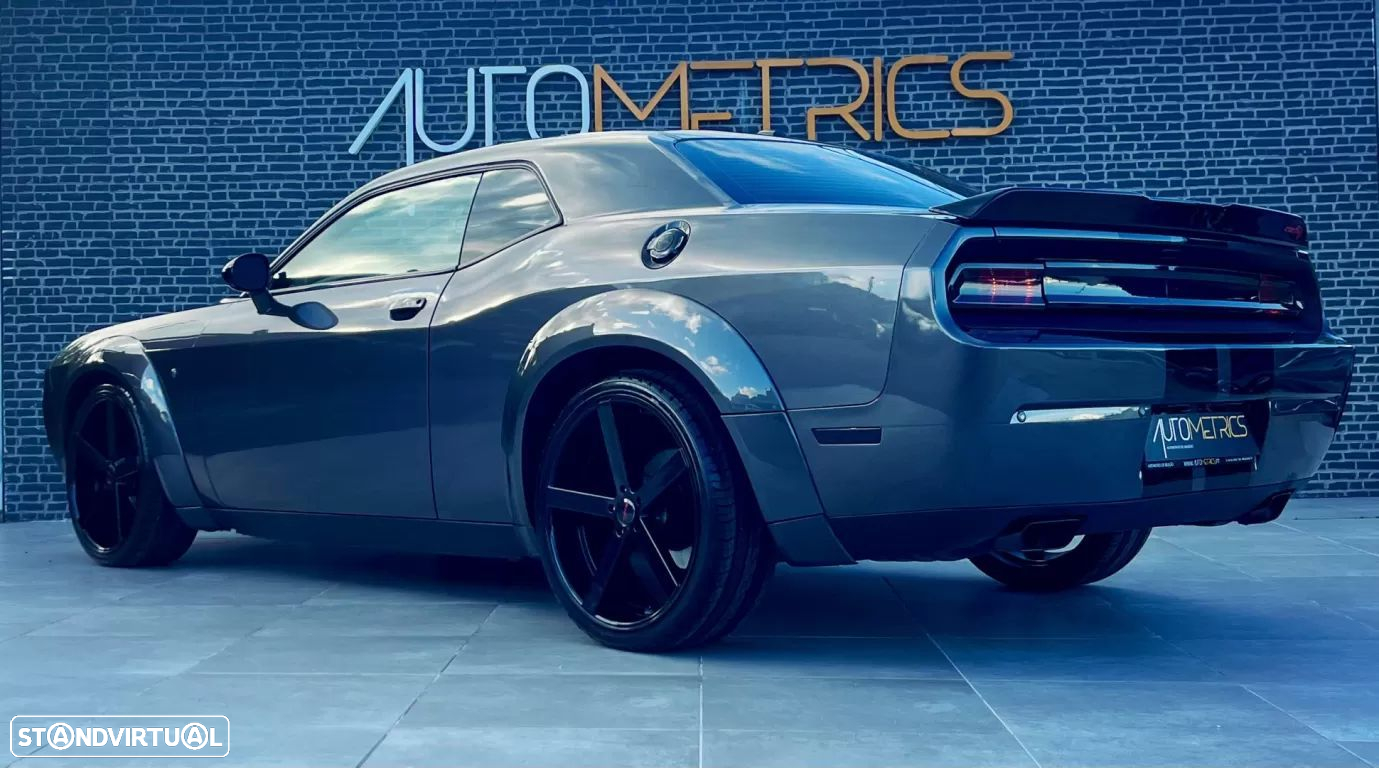 Dodge Challenger Auto SXT Plus - 13