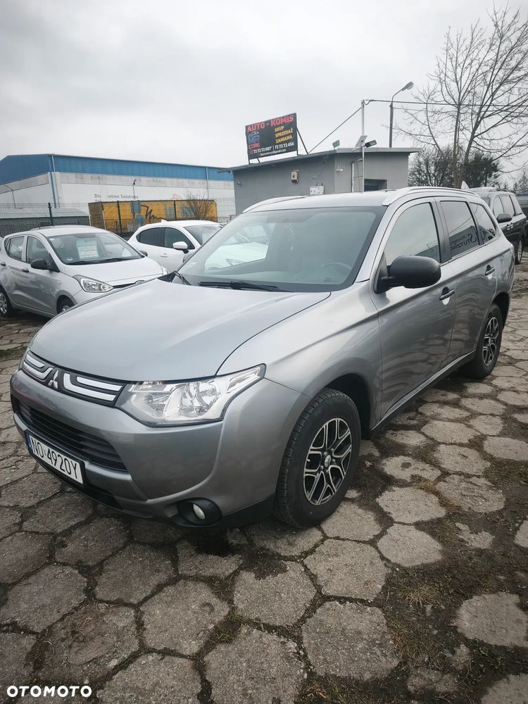 Mitsubishi Outlander 2.0 2WD Plus - 1