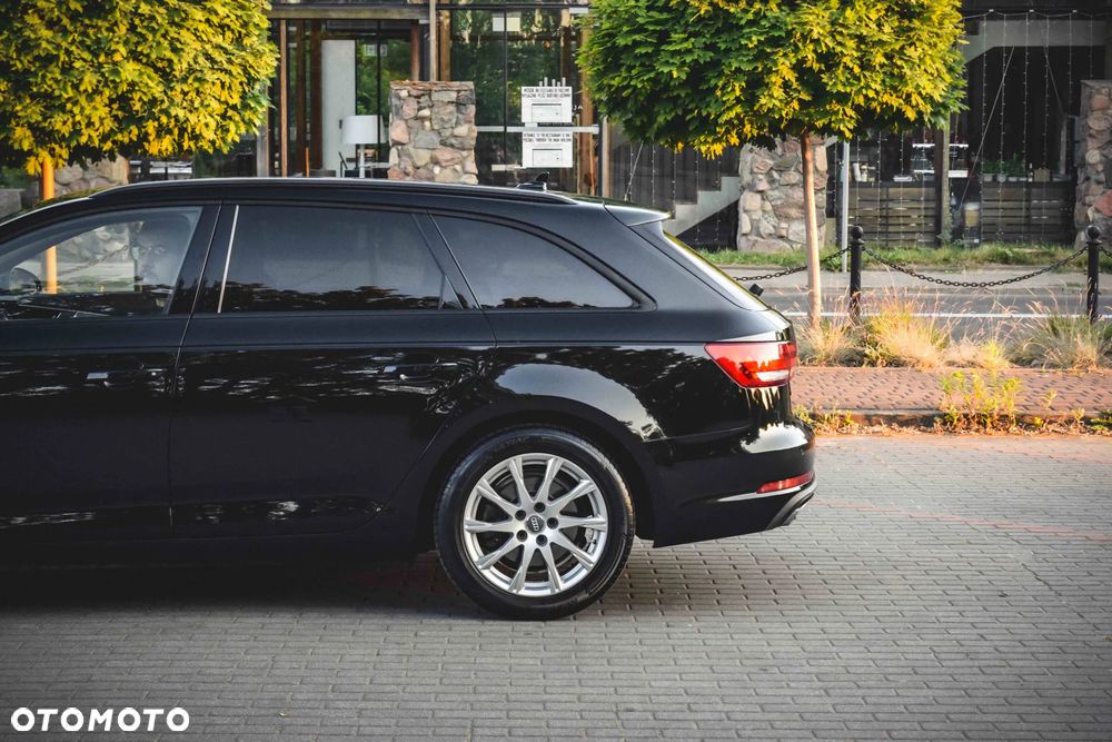 Audi A4 Avant 2.0 TDI S tronic - 11