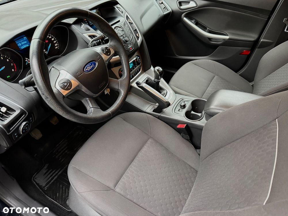 Ford Focus 1.0 EcoBoost Start-Stopp-System Champions Edition - 8