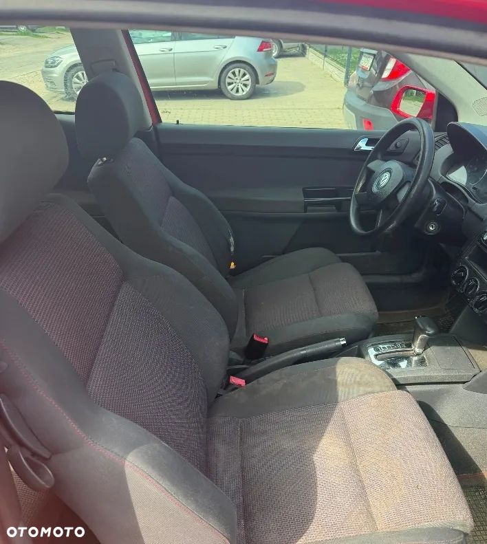 Volkswagen Polo 1.4 16V Comfortline - 10