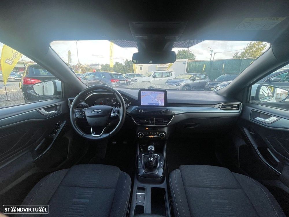 Ford Focus SW 1.5 TDCi EcoBlue Active - 12