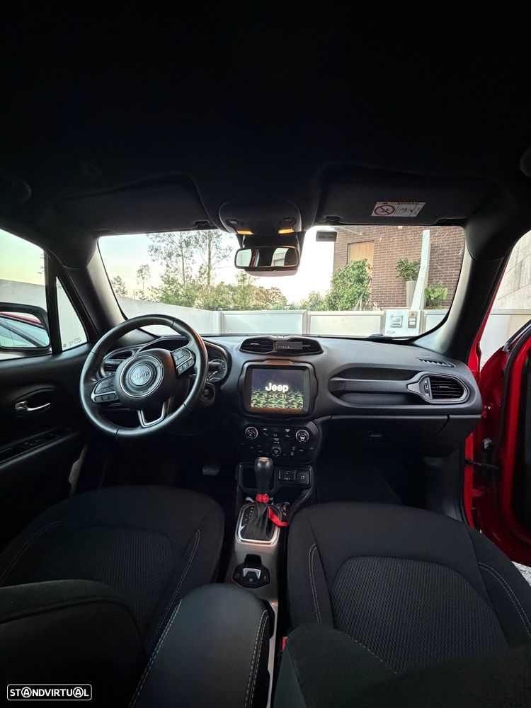 Jeep Renegade 1.3 T Limited S DCT - 6