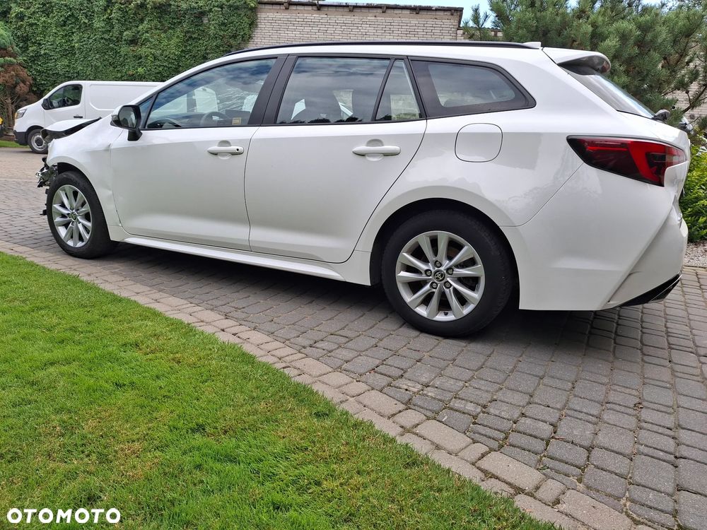 Toyota Camry 2.5 Hybrid Comfort CVT - 11