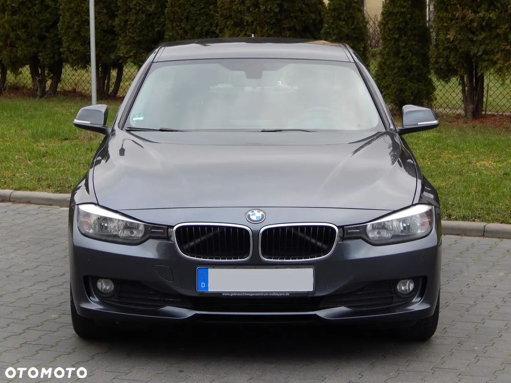 BMW Seria 3 320d Blue Performance Luxury Line - 5