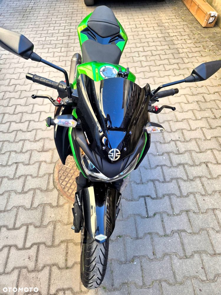 Kawasaki Z - 5
