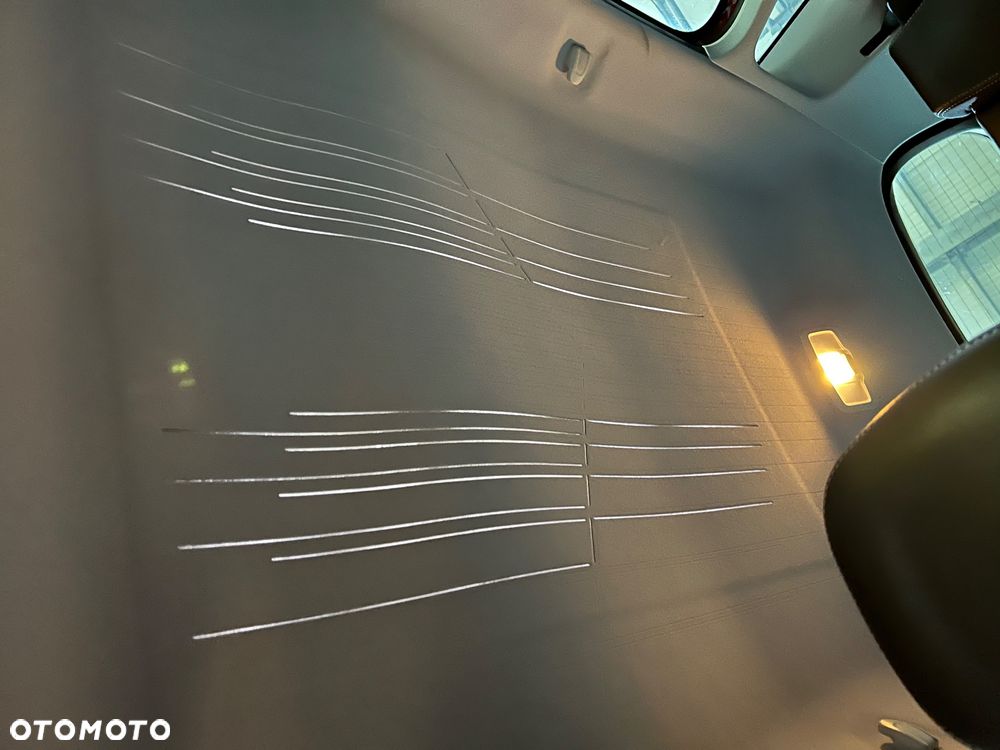 Peugeot 2008 PureTech 110 Stop&Start Allure - 32