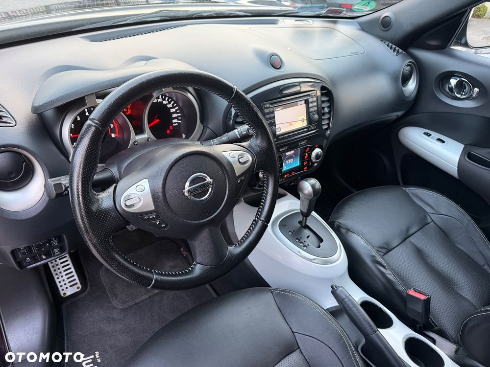 Nissan Juke 1.6 T Tekna 4x4 - 10