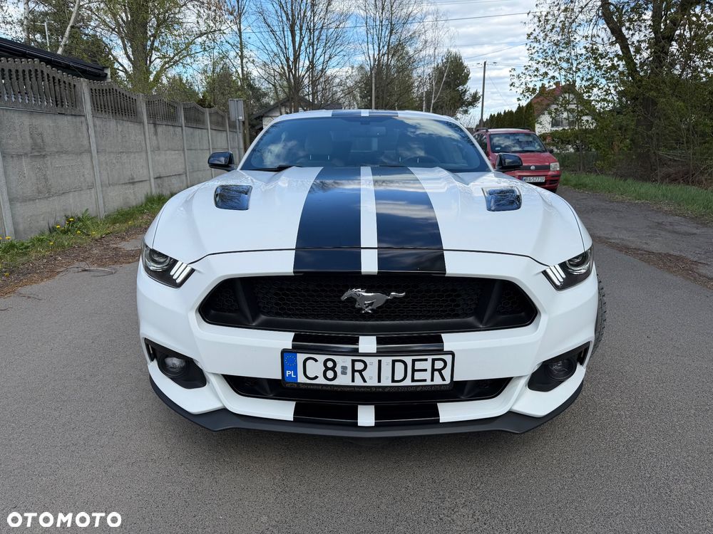 Ford Mustang 5.0 V8 GT - 3