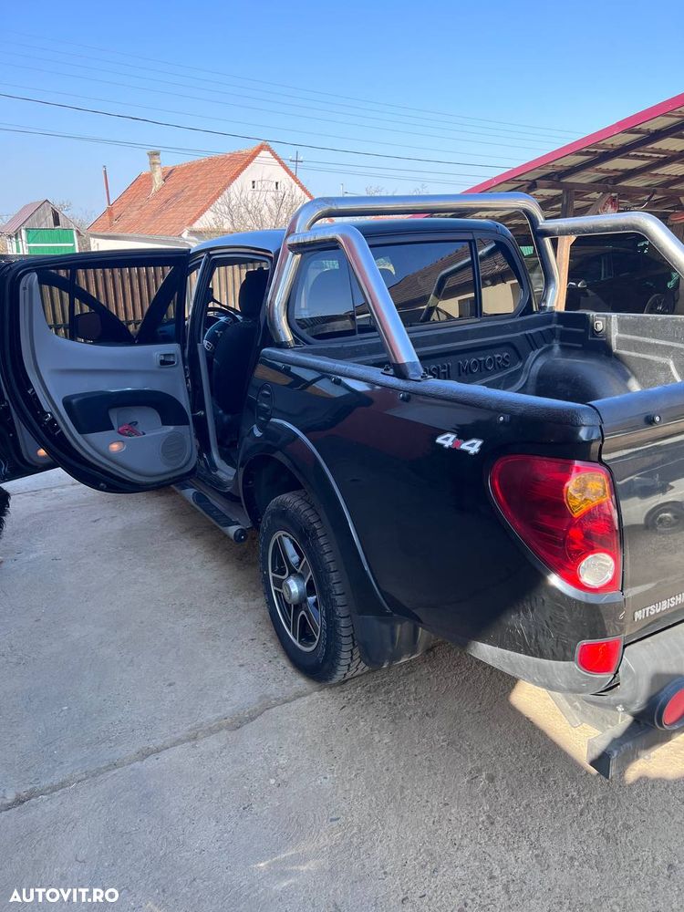 Mitsubishi L200 Pick Up 4x4 Intense Double Cab - 3