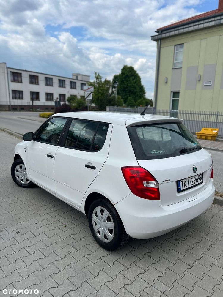 Skoda Fabia 1.4 16V Ambition - 12