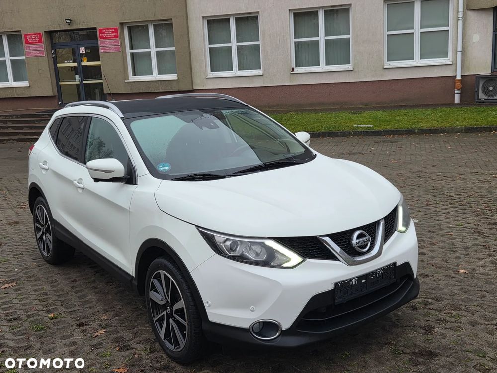 Nissan Qashqai 1.6 dCi DPF 4x4 Start/Stop 360 - 19