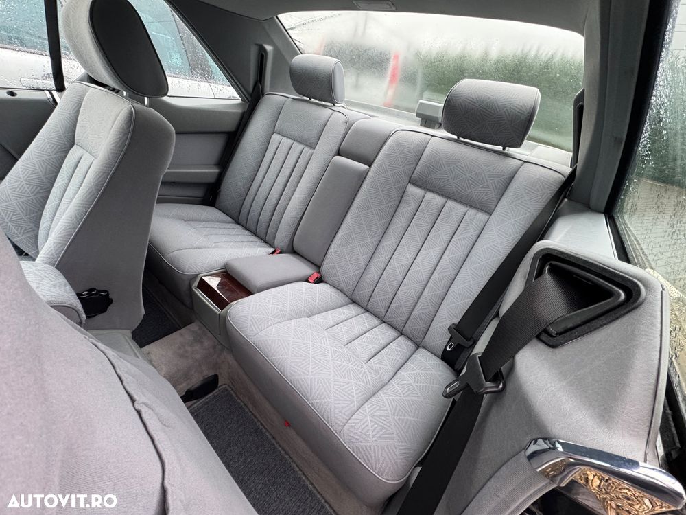 Mercedes-Benz W124 - 3