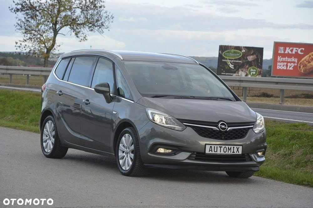 Opel Zafira 1.4 T Cosmo EcoFLEX S&S EU6 - 13