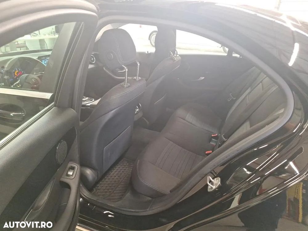 Mercedes-Benz C 220 d 4MATIC Aut - 8