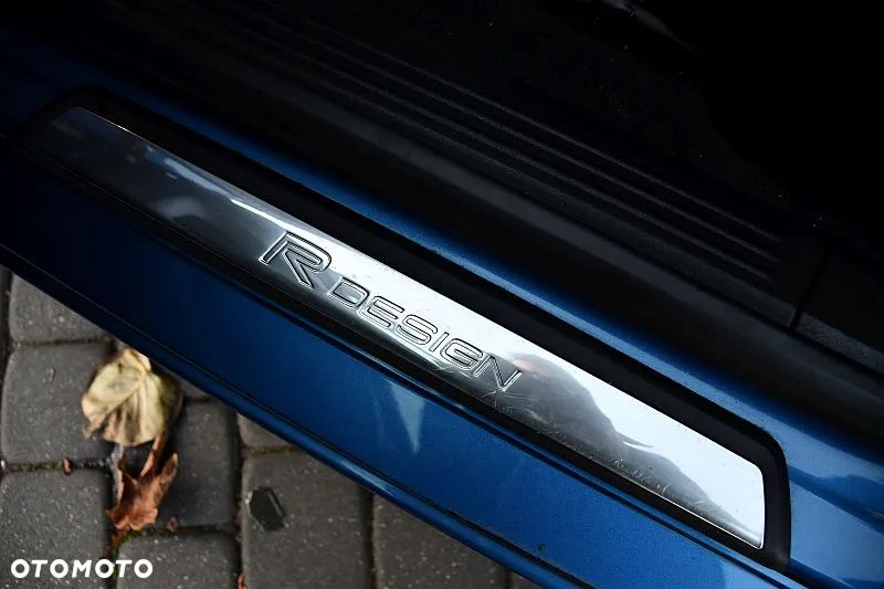 Volvo V40 D3 Drive-E SCR R-Design Momentum - 30