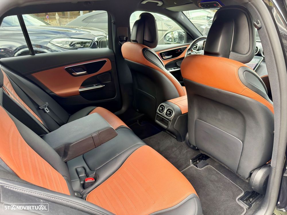 Mercedes-Benz C 300 d AMG Line - 24