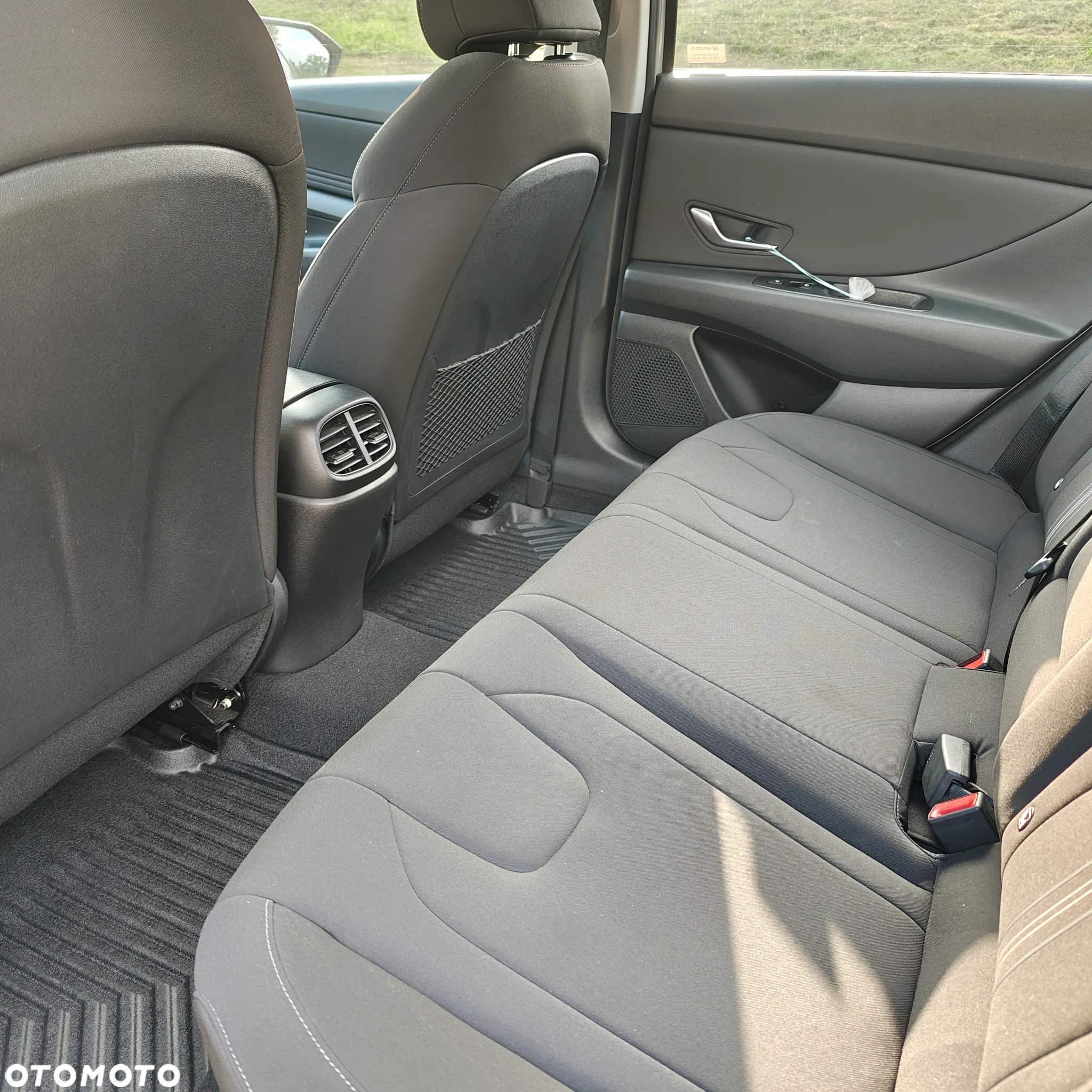 Hyundai Elantra 1.6 Executive CVT - 9
