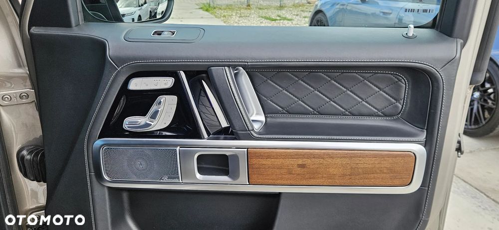 Mercedes-Benz Klasa G 500 Stronger Than Time Edition - 14
