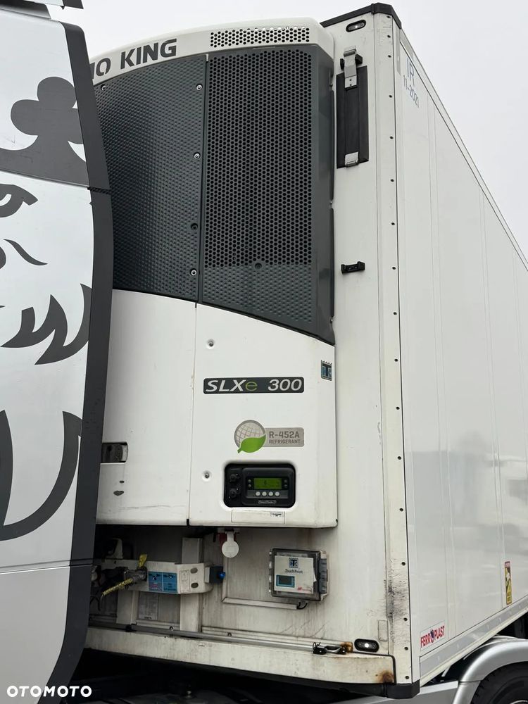 Schmitz Cargobull Chłodnia Thermo king SLXe300 - 2