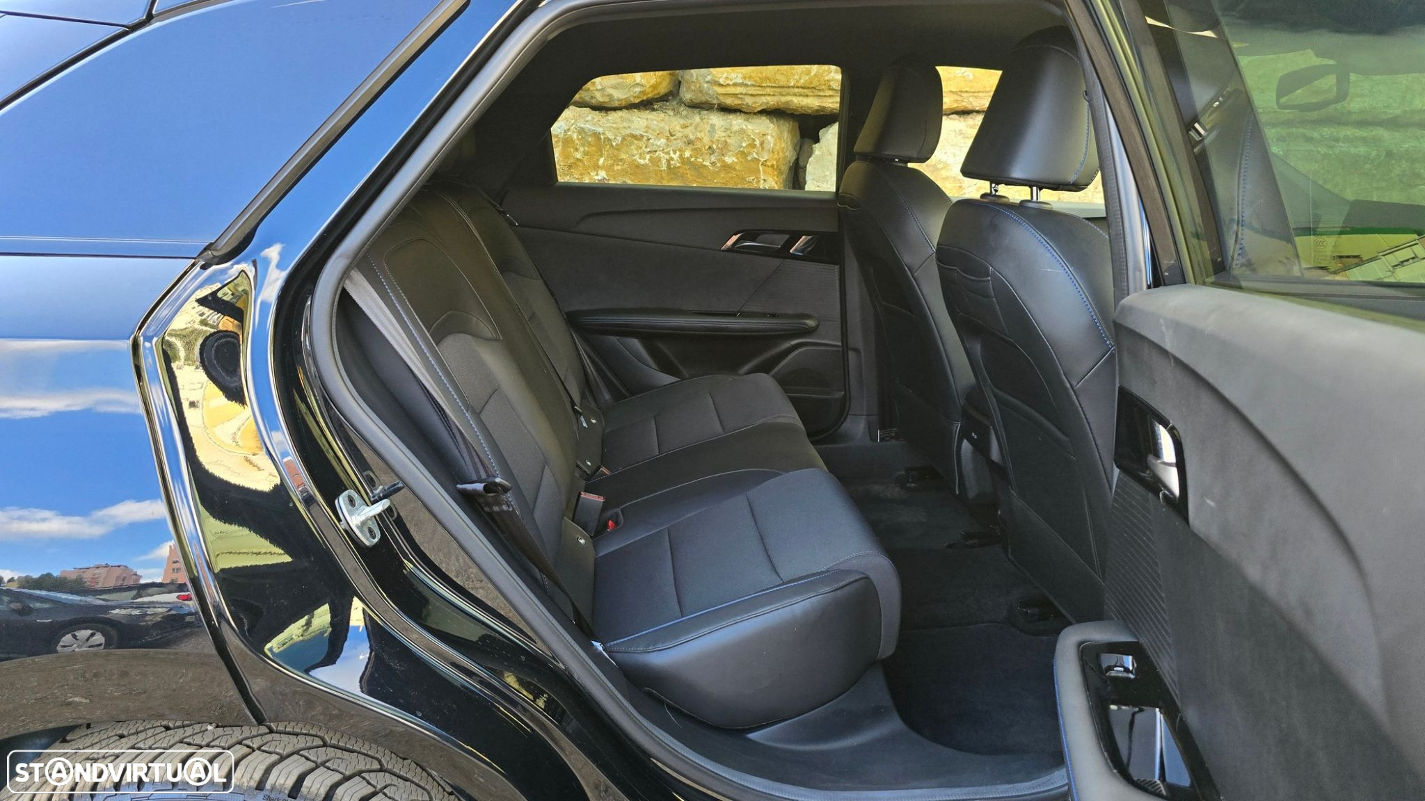 MG MG4 64 kWh Luxury - 54