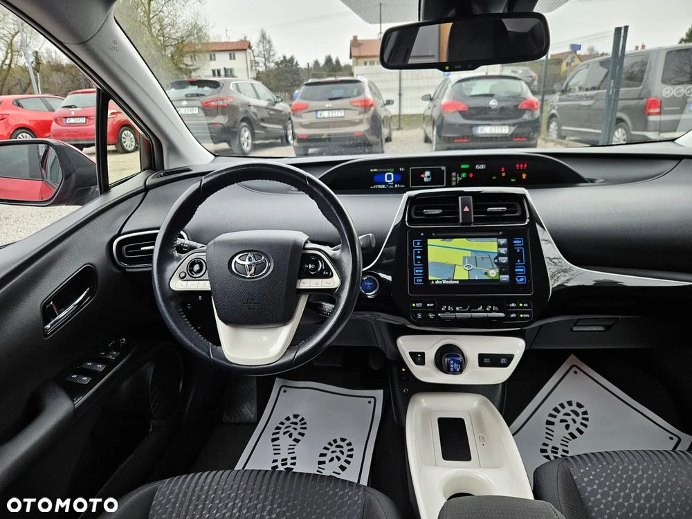 Toyota Prius Hybrid Comfort - 19