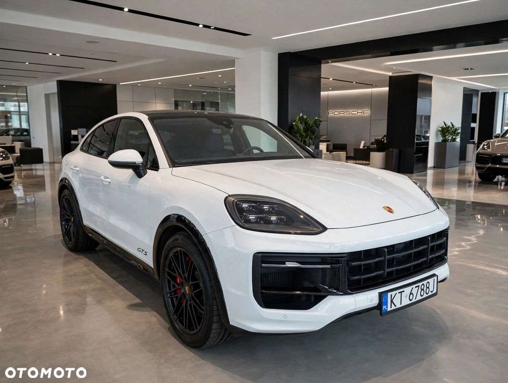 Porsche Cayenne - 1