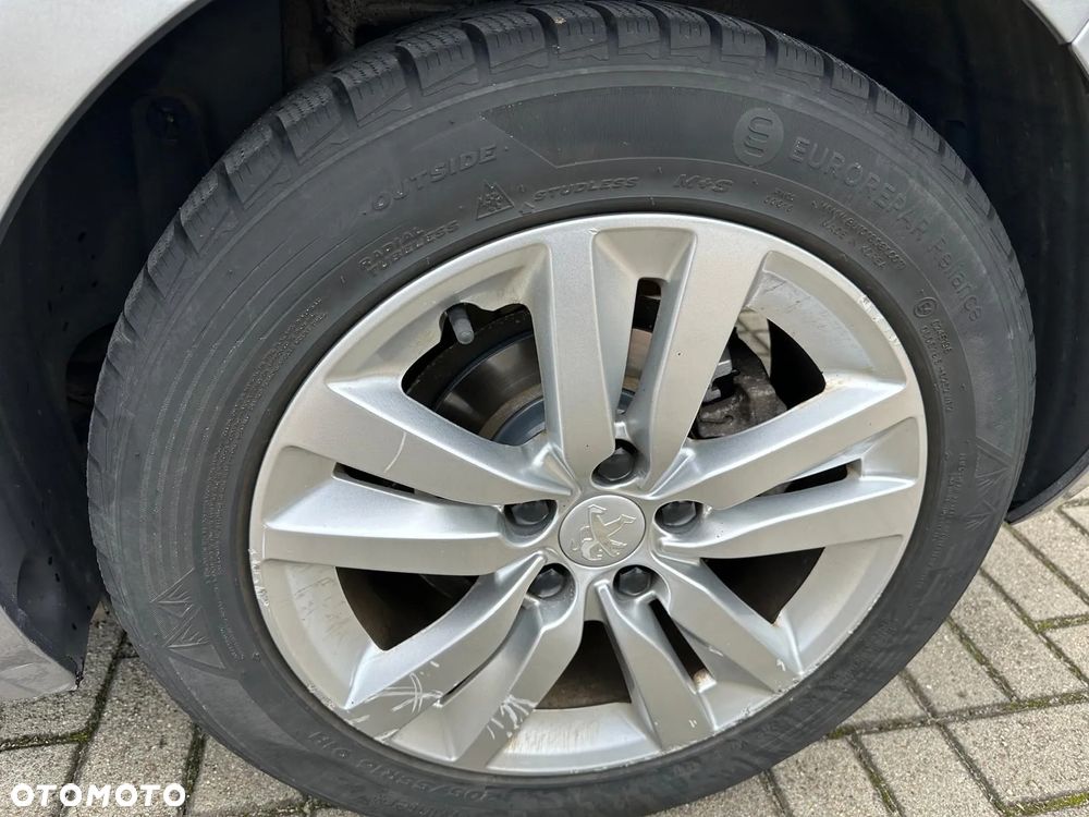 Peugeot 308 HDi FAP 90 Active - 6