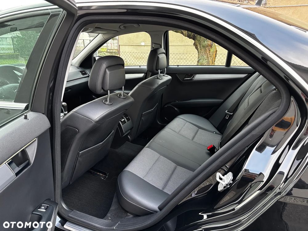 Mercedes-Benz Klasa C 180 Kompressor Avantgarde - 15