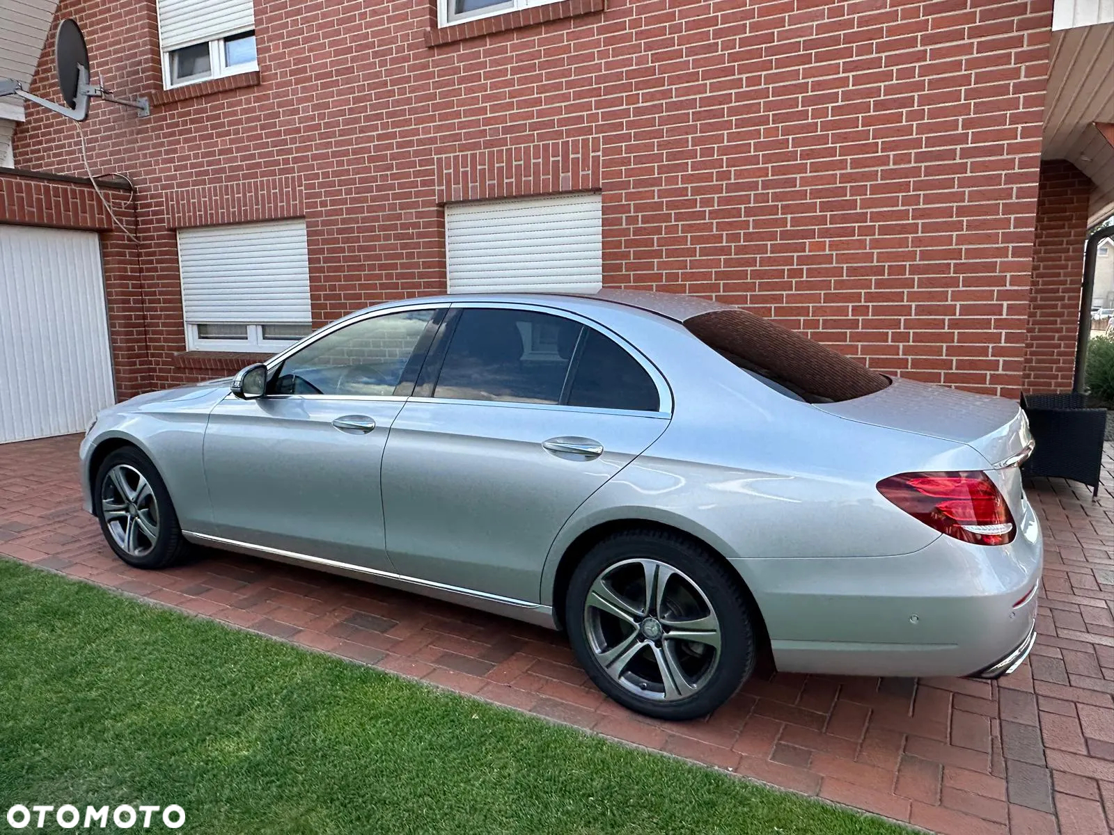 Mercedes-Benz Klasa E 350 BlueTEC 9G-TRONIC Avantgarde - 5