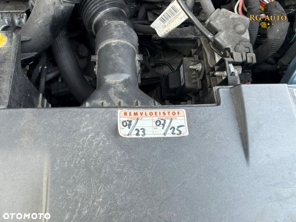 Citroën C4 Grand Picasso - 37