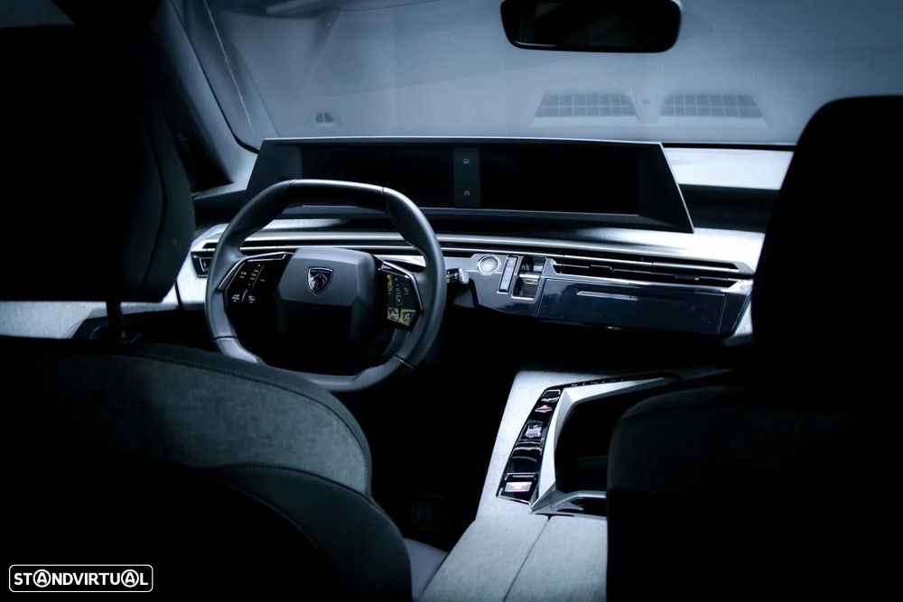 Peugeot 5008 1.2 Hybrid Allure Pack e-DCS6 - 13