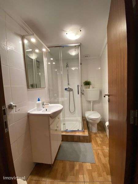 Apartamento estudio centro do Porto contas incluidas - Grande imagem: 5/12
