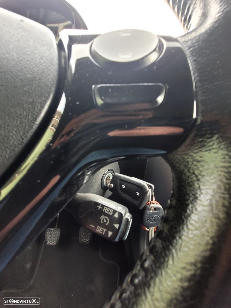 Toyota Aygo x-play touch - 6