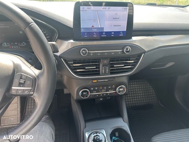 Ford Focus 1.0 EcoBoost Titanium - 13