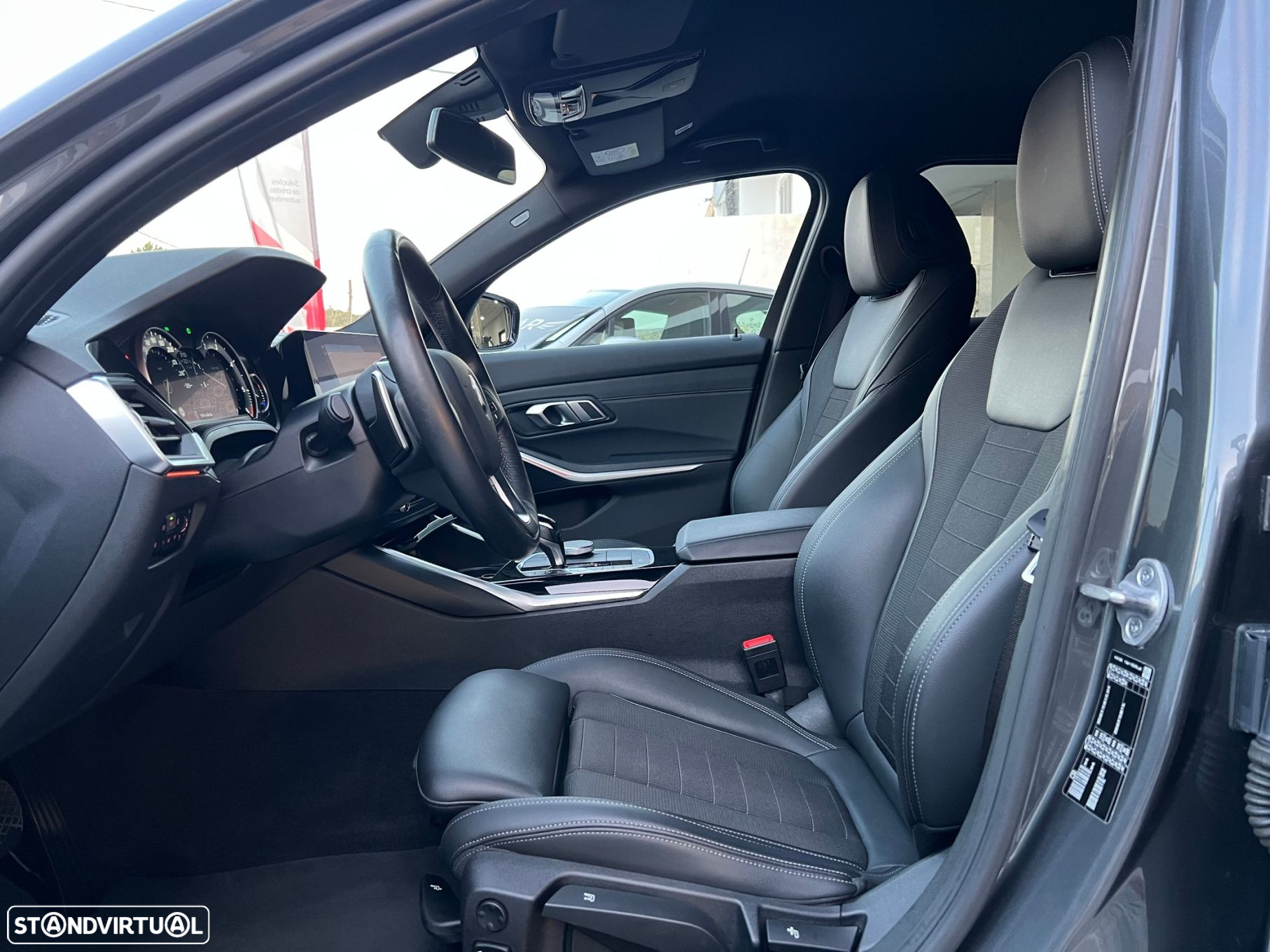 BMW 320 d Touring Line Sport Auto - 13