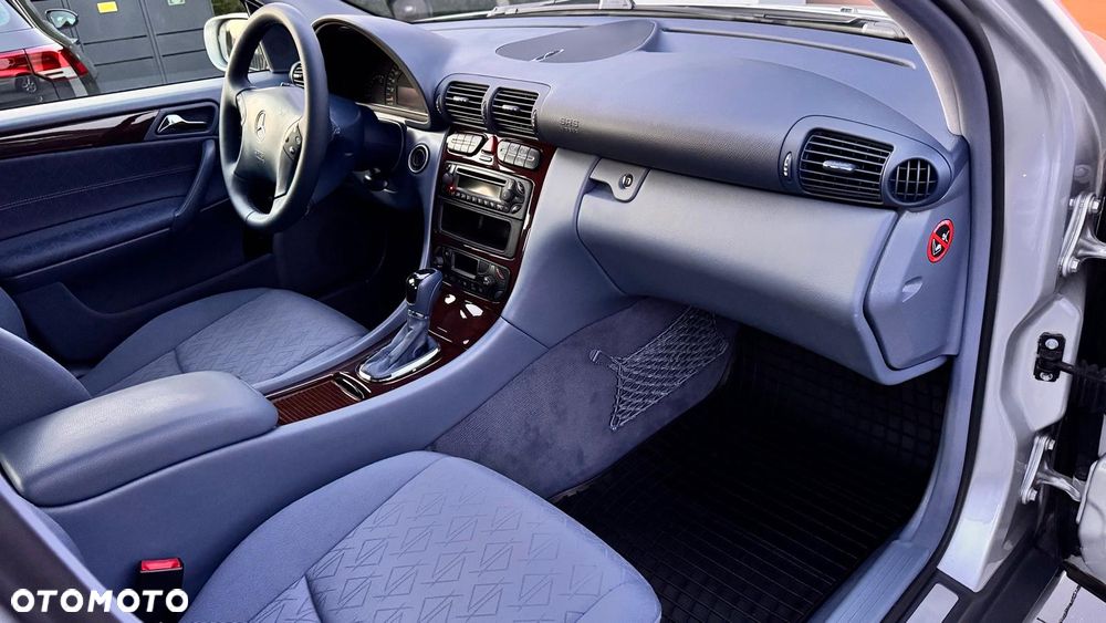 Mercedes-Benz Klasa C - 24